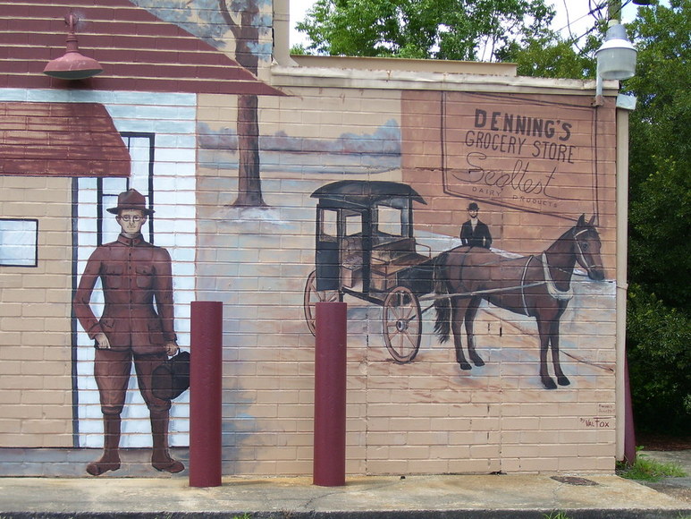 Cary, NC: Downtown Cary - North Harrison Ave Mural