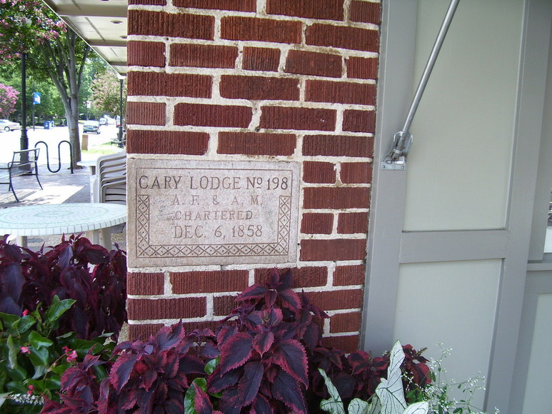 Cary, NC: Downtown Cary - West Chatham St Storefronts