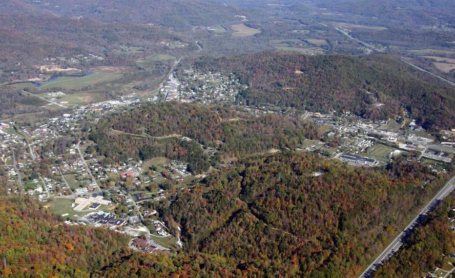 What is Jellico like? (Knoxville, Oak Ridge motels, new home, high