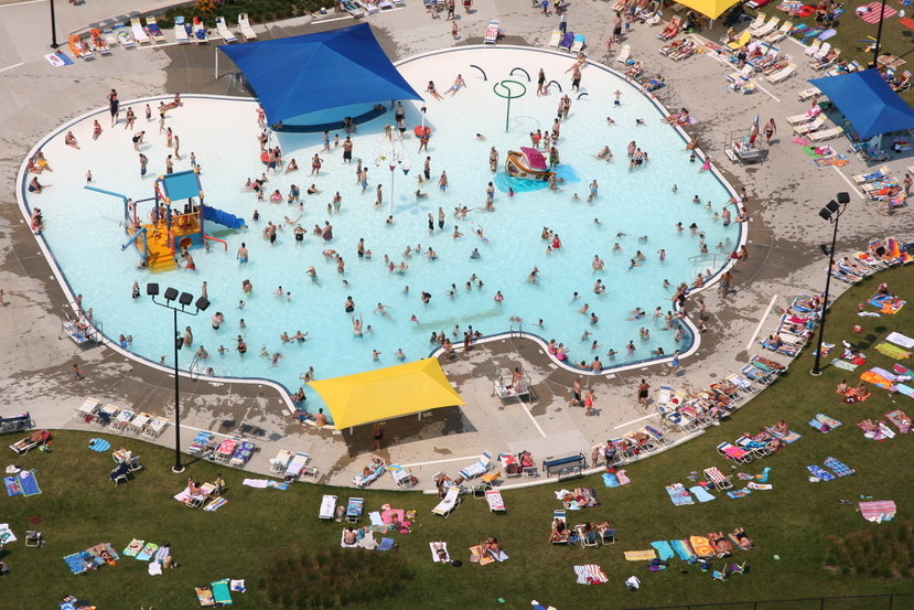 West Des Moines, IA: Aquatic Center