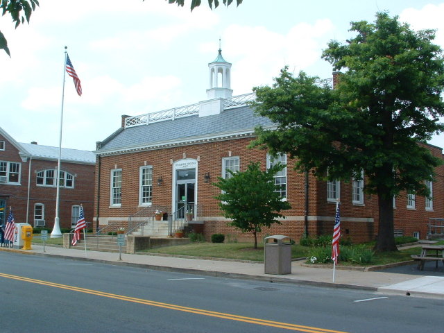 Strasburg, VA: Strasburg Post Office