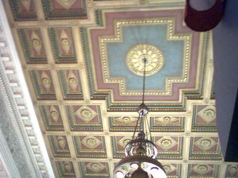 St. Louis, MO: the St Louis Greyhound Depot Ceiling... it is really cool