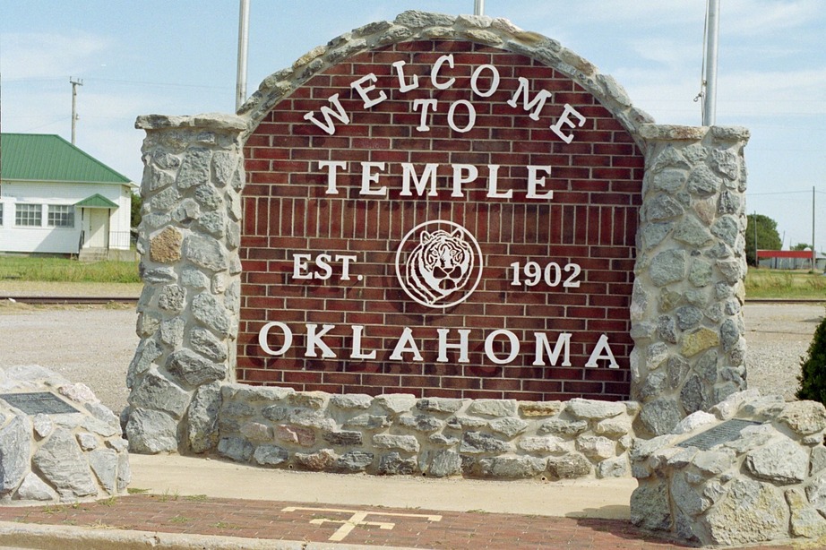 Temple, OK: Temple Welcome Sign