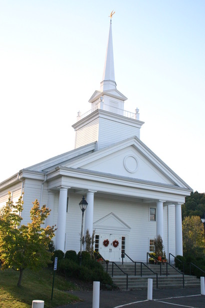 Newtown, CT: Newtown Congregational Church