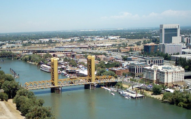 Sacramento, CA: Another view of the Tower Bridge from a model airplane