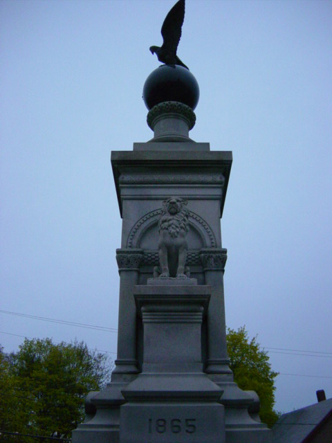 Methuen, MA: statue