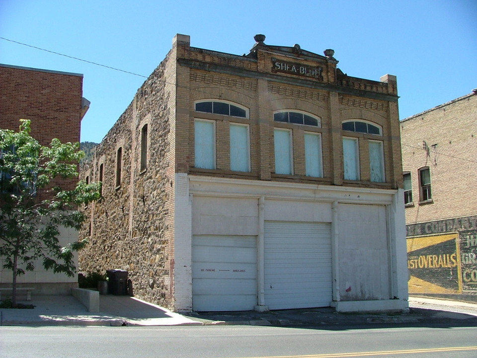 Eureka, UT: Shea Building on main street