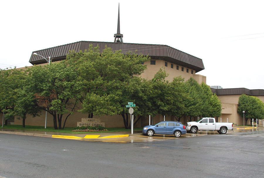 Pampa, TX: FIRST BAPTIST CHURCH has the largest congregation in Pampa.