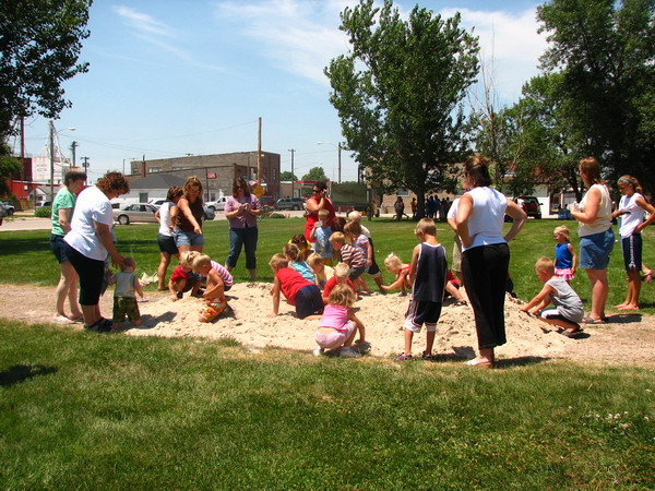 Silver Creek, NE: Yearly Community Picnic