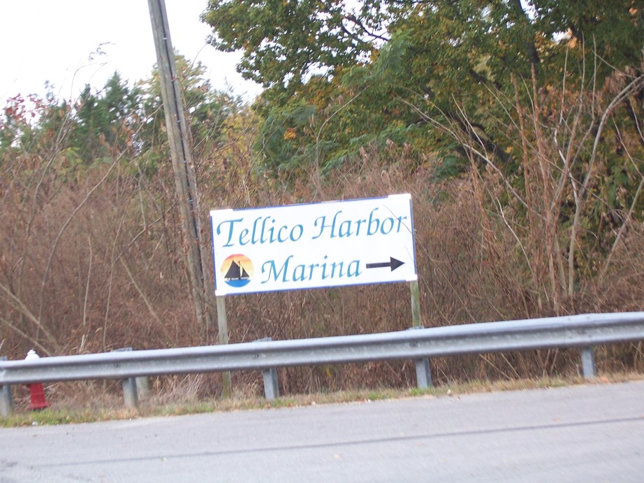 Vonore, TN: Vonore: Tellico Harbor Marina sign at entrance