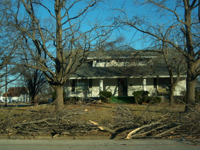 Lamar, MO: Ice Storm Damage on Gulf Street