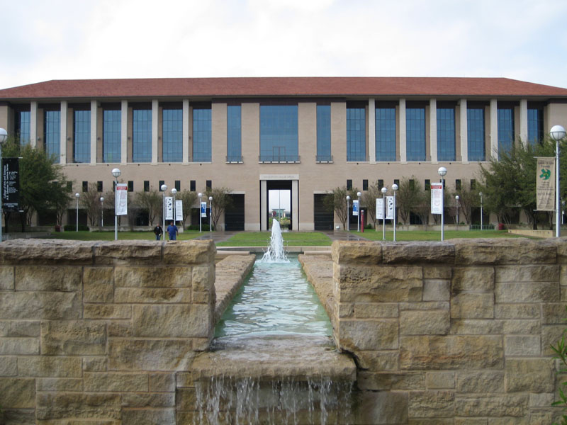 Laredo, TX : TAMIU Killam Library photo, picture, image (Texas) at city ...