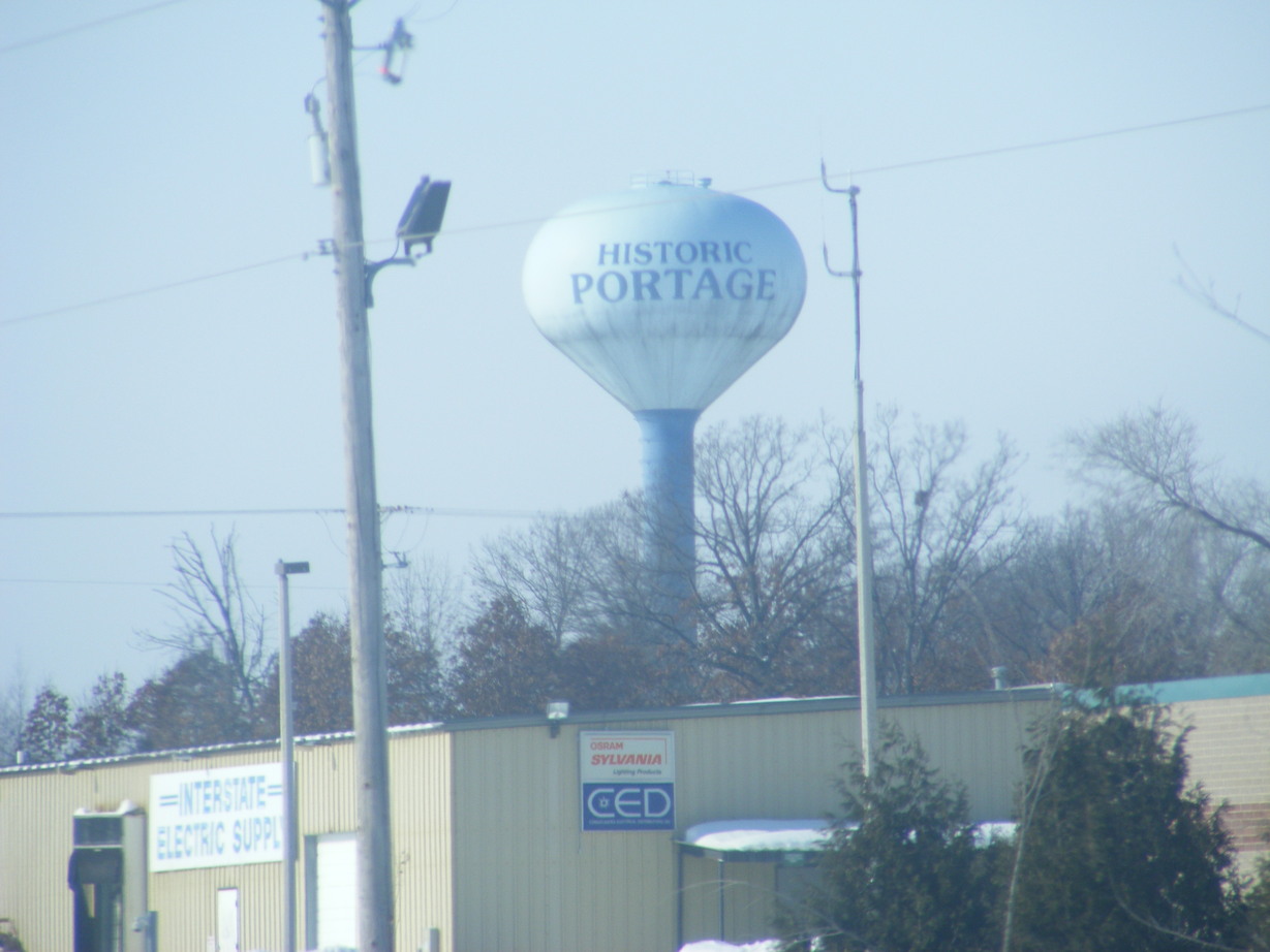 Portage, WI: west side water tower