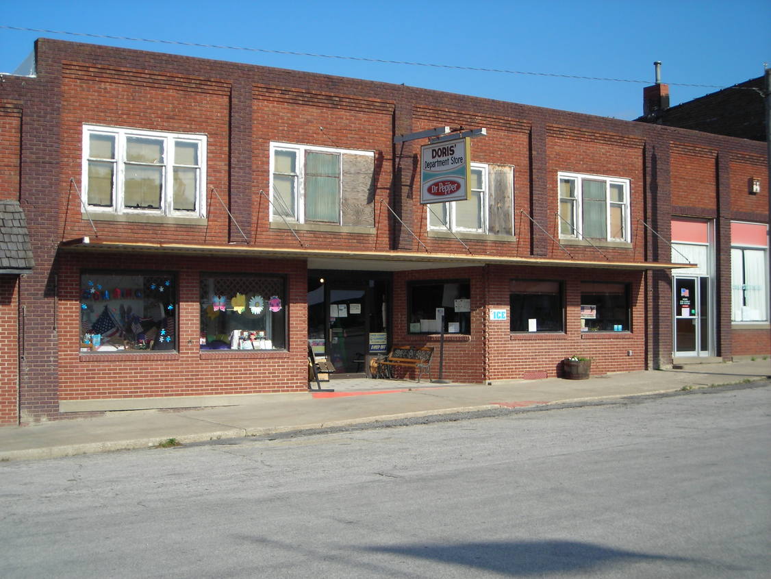 Bridgewater, IA Doris's General Store in Beautiful Downtown