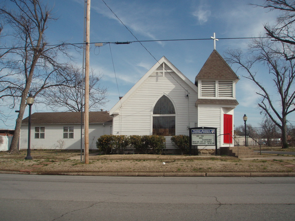 Wagoner, OK: Historic Episcipal Church