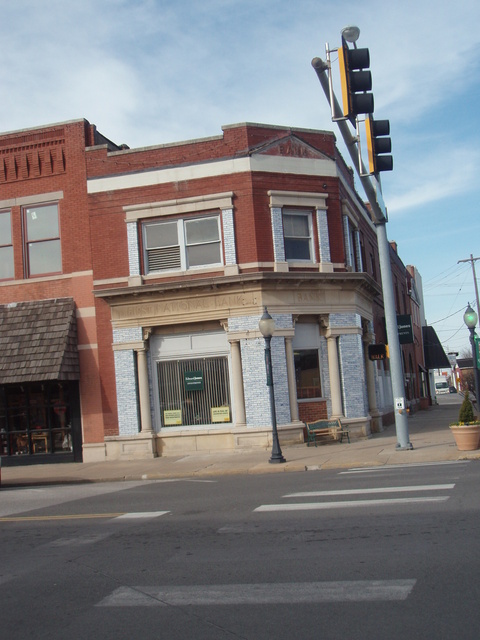Wagoner, OK: Old First National Bank