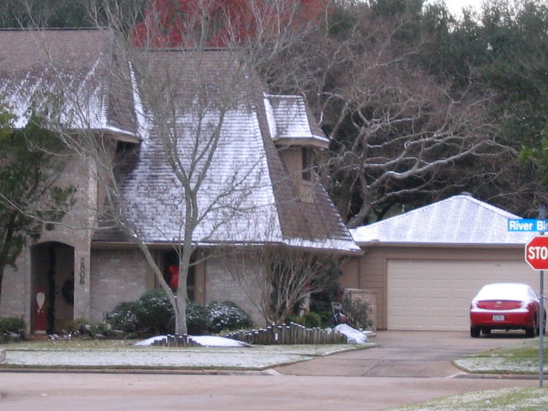 Sugar Land, TX: Snow on Dec 24, 2004