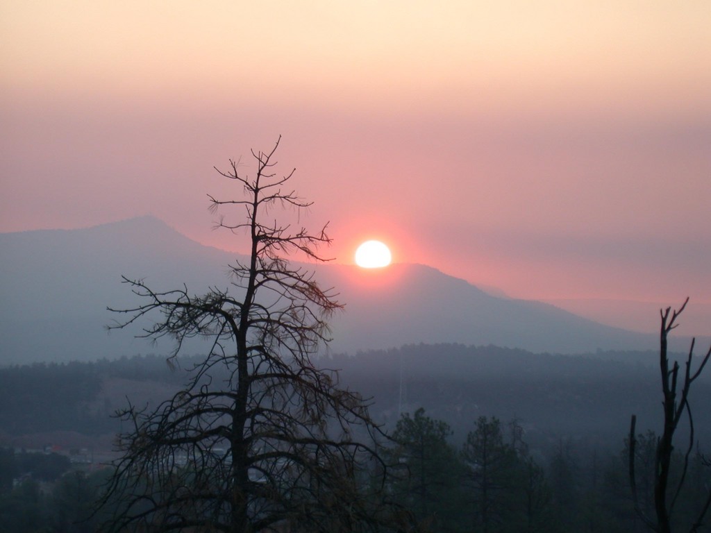 Sun Valley, AZ: Sunrise over Diamond Point