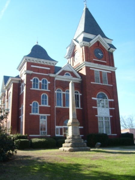 Talbotton, GA: Confederate Memorial and Talbot County Courthouse - Talbotton