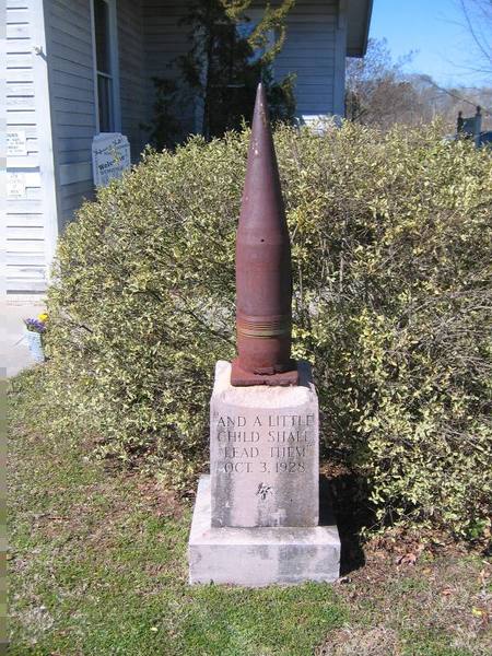 Warm Springs, GA: WW I Artillery Shell Monument at Warm Springs Welcome Center