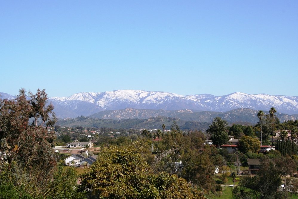 Fallbrook, CA: Snow on the local mountains