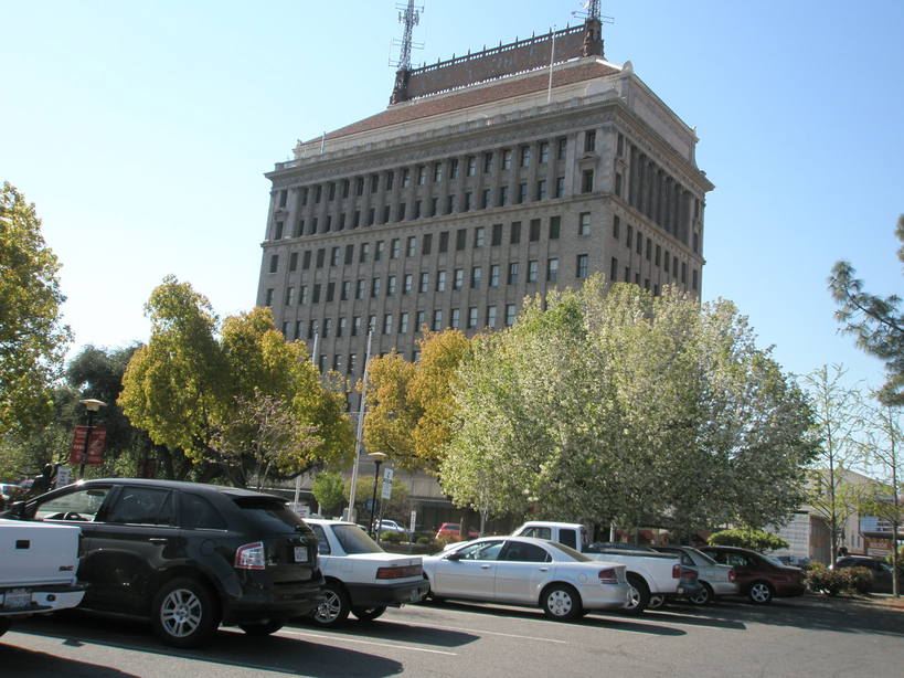 Fresno, CA: Old PG&E Building