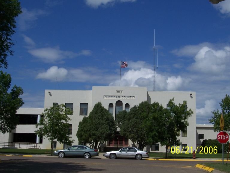 Plentywood, MT County Courthouse in Plentywood, MT photo, picture, image (Montana) at city