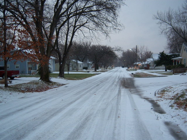 Peculiar, MO: Snow on December 22, 2007