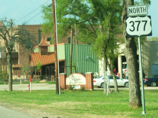 Argyle, TX: Some of the very few buildings in Argyle on Hwy 377