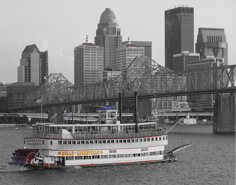 Jeffersonville, KY: Belle of Louisville from Kingfish on the River