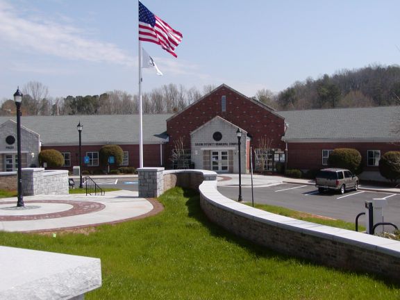 Lilburn, GA: Lilburn City Hall