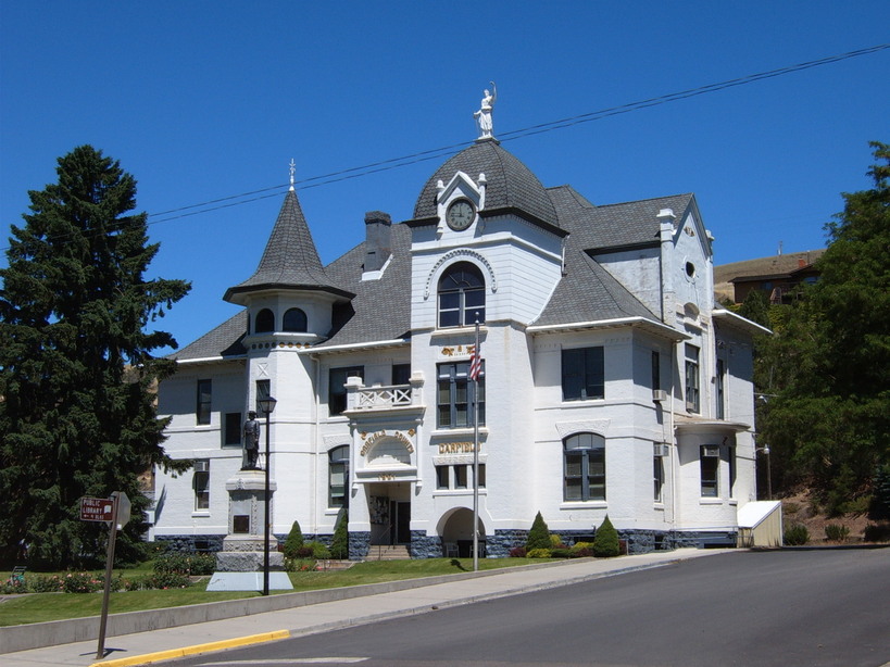 Pomeroy, WA: Garfield County Court House