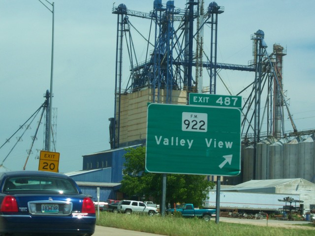 Valley View, TX: From I-35