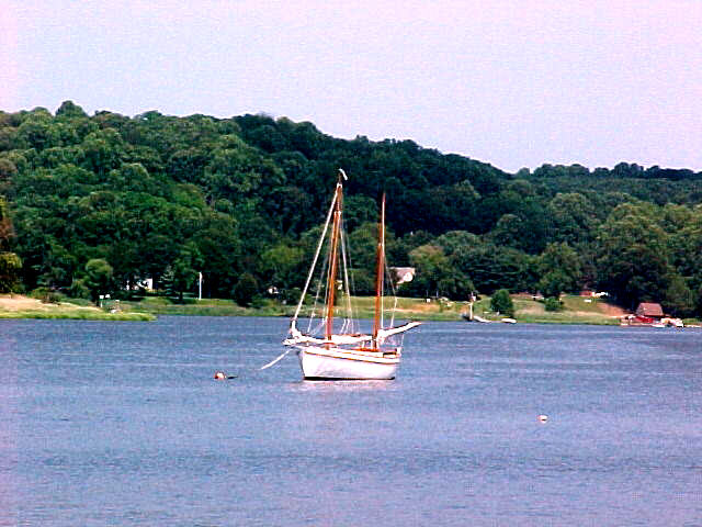Keyport, NJ: a boat in the bay in Keyport