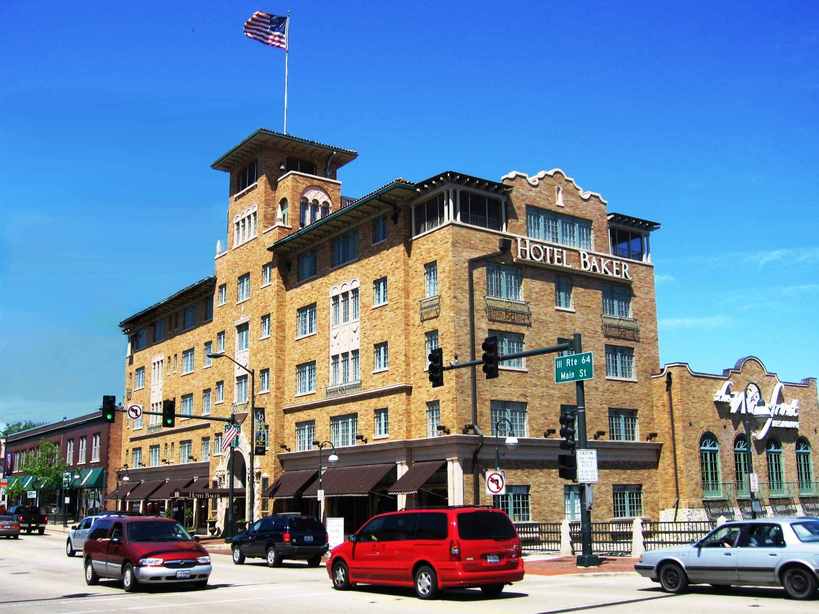 St. Charles, IL: Hotel Baker from bridge