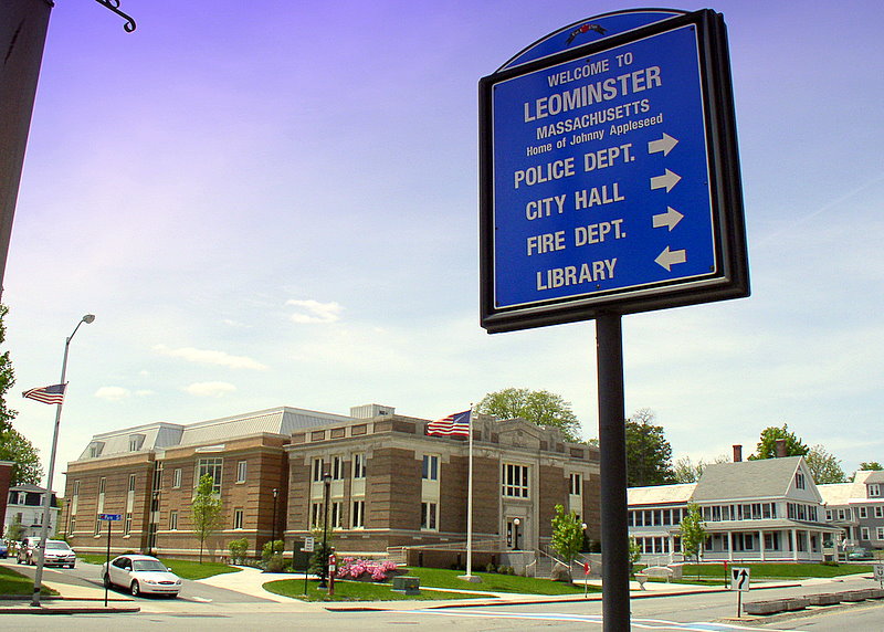 Leominster, MA: Library Sign