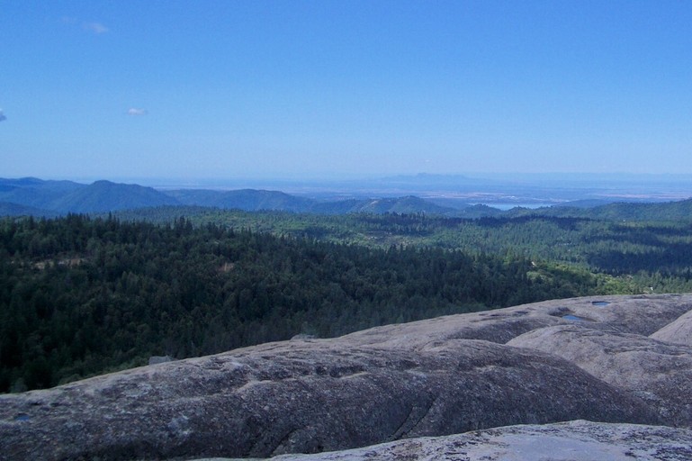 Oroville, CA: View of Lake Oroville from Bald Rock in Berry Creek
