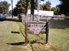 Weston, OR: Weston, Oregon. Elliot Memorial Park Sign