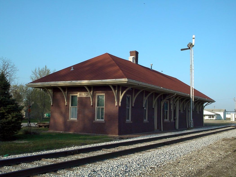 Wilton, IA : Another View of the Depot 2005 photo, picture, image (Iowa ...