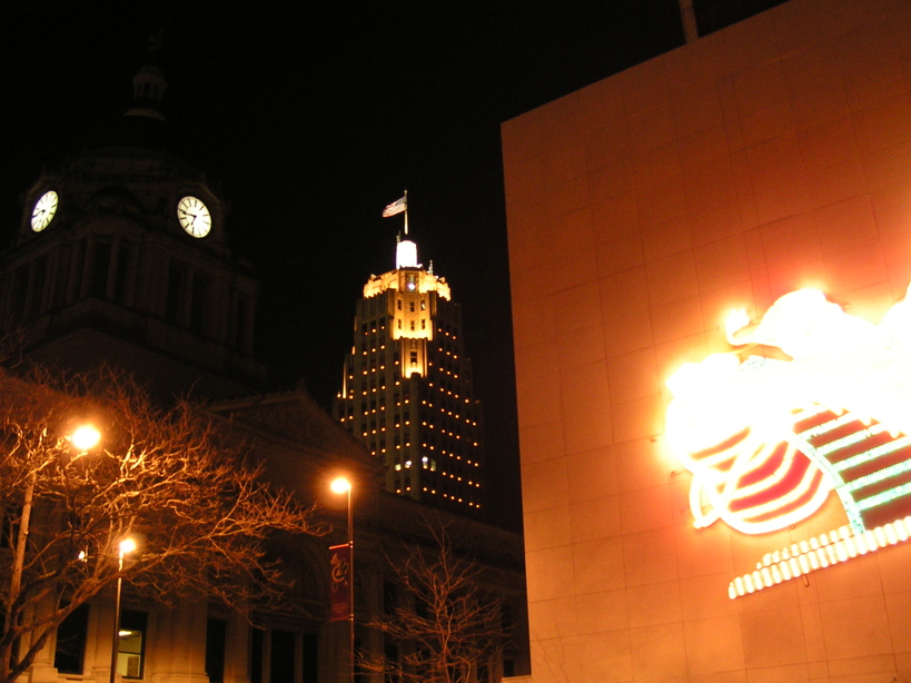 Fort Wayne, IN: Downtown & Chrismas Light Display