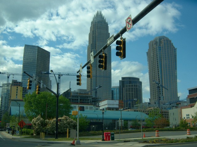 Charlotte, NC: Skyline from 4th Street