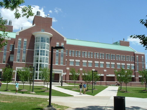 Louisville, KY: U of L's Belknap Research Building