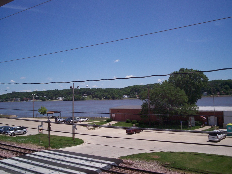 Le Claire, IA: Buffalo Bill museum and the Mississippi river