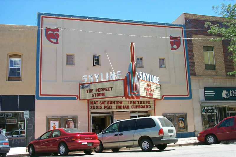 Canon City, CO: Skyline Theater