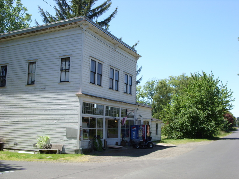 Hillsboro, OR: Old Mercantile along RR (now MAX) in Historic Orenco