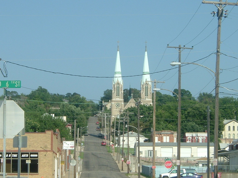 St. Joseph, MO: Angelique Street going up toward the Twin Spires