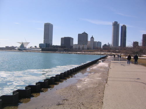 Milwaukee, WI: Milwaukee Lakefront Skyline