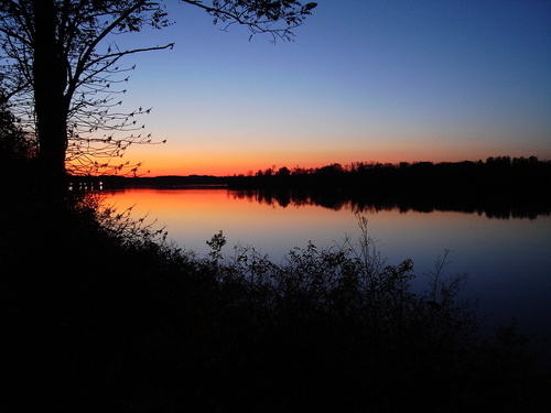 Leesport, PA: Lake Ontelaunee in Fall 2008 Sunset