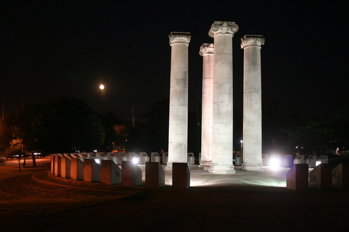 Evansville, IN: Four Freedoms Monument at the riverfront