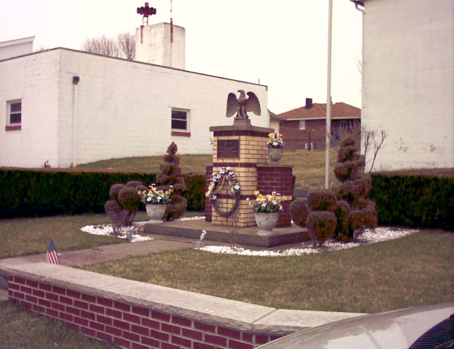 Windsor Heights, WV: Another veiw of the Monument that lists all the veterans in Windsor Heights. The picture also shows part of the Volunteer Fire Department in the background.
